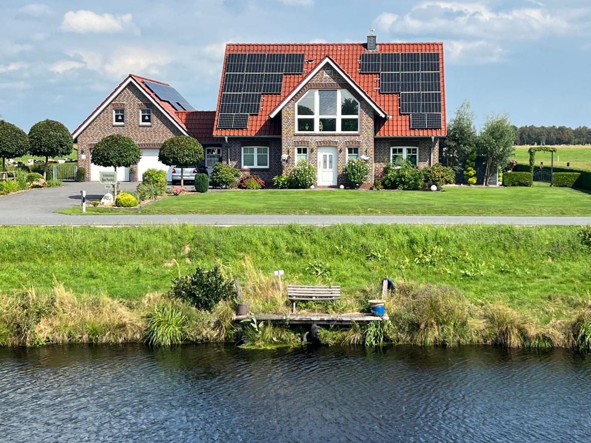 Ferienwohnung Haus Moorblick Mit Garten In Kanallage Висмор Екстериор снимка
